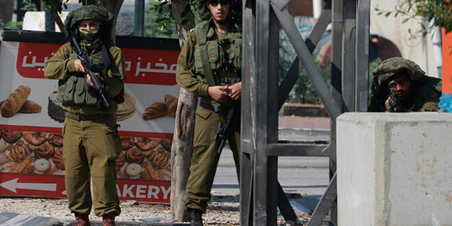 Israeli forces raid Nablus-area village, two Palestinians injured