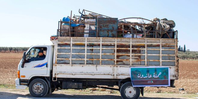 “Returnees” campaign sends convoys from Azaz to repatriate residents to their areas