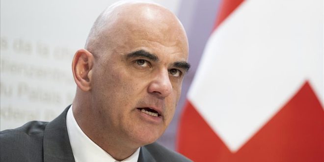 Presidente de Suiza se opone a transferir armas al régimen Ucrania