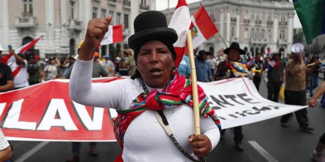 Reportan protestas de barrios populares contra gobierno en Perú