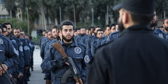 Ceremonia de graduación de nuevo grupo de estudiantes de la Academia de Policía